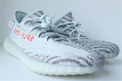 Buy Yeezy Boost 350 V2 'Blue Tint' 2023 